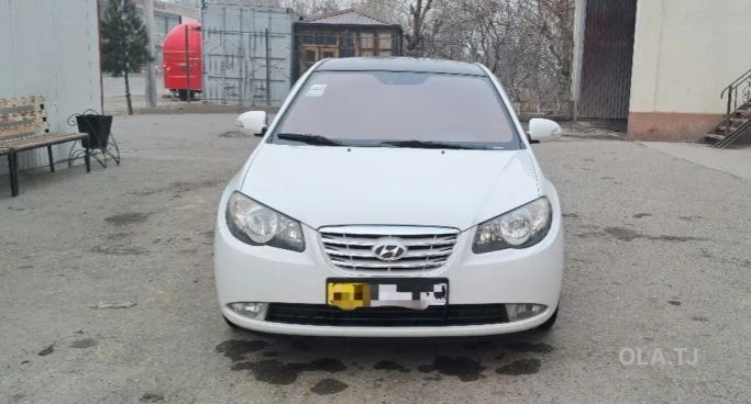 Hyundai Avante,  2010