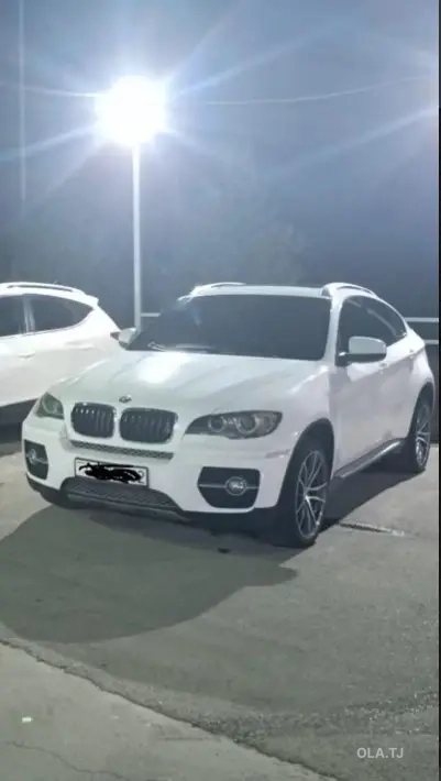 BMW X6,  2012