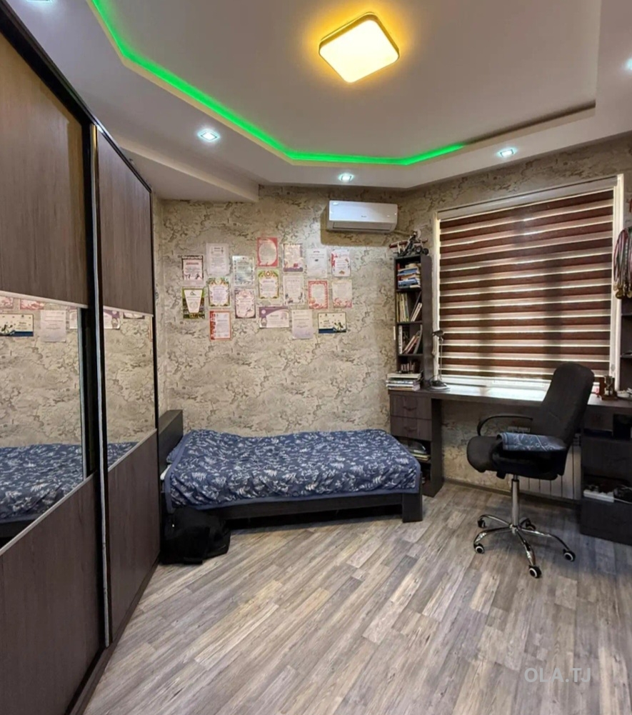 4 комнатная квартира, 9, 137 м²