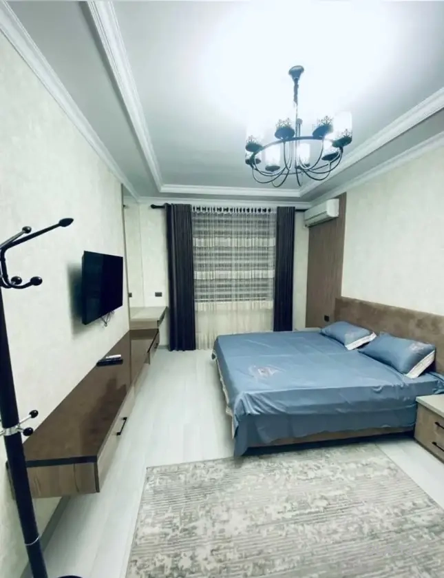 3 комнатная квартира, 1 этаж, 140 м²