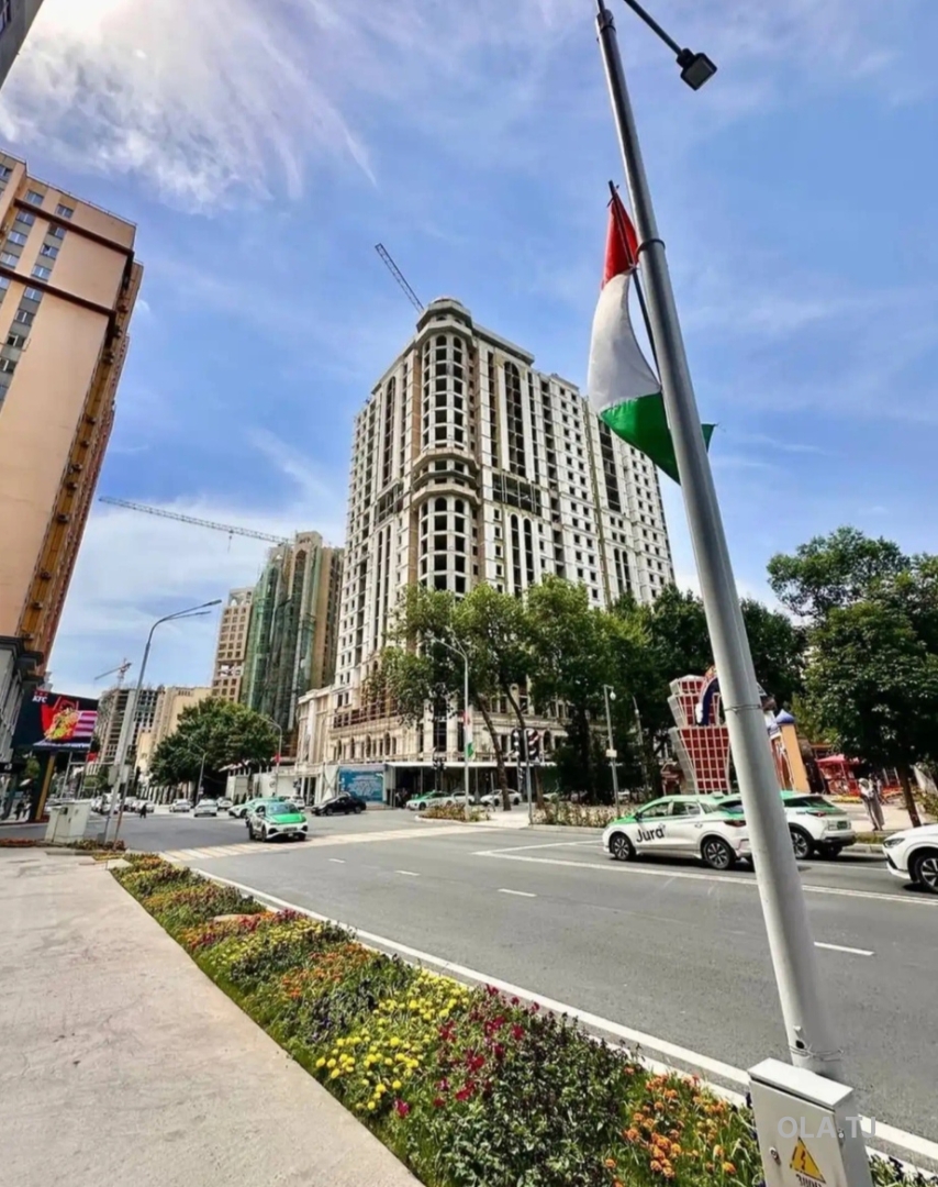 3 комнатная квартира, 17 этаж, 105 м²