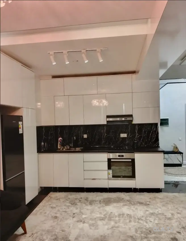 3 комнатная квартира, 2 этаж, 75 м²