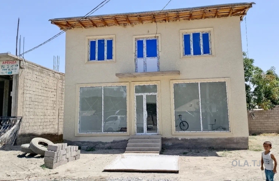 Помещение под магазин / салон, 165м², Кулоб