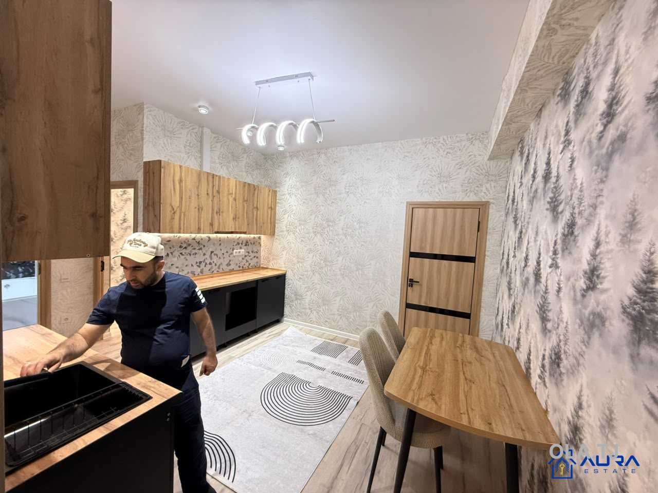 2 комнатная квартира, 13 этаж, 60.6 м²