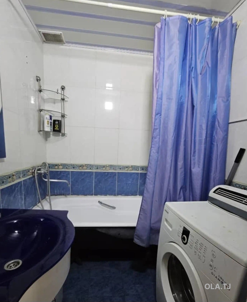 5 комнатная квартира, 3 этаж, 105 м²