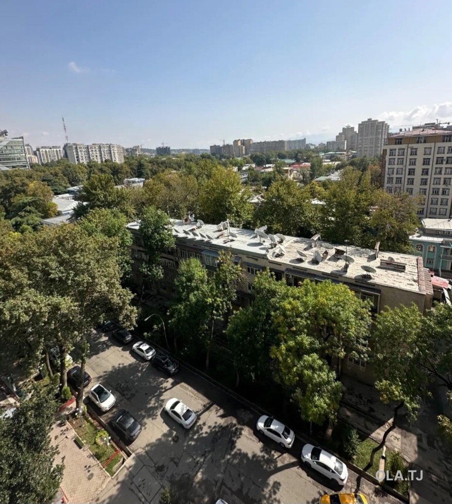 4 комнатная квартира, 9, 176 м²