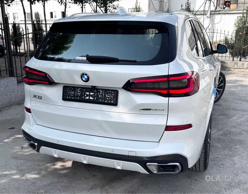 BMW X5,  2020