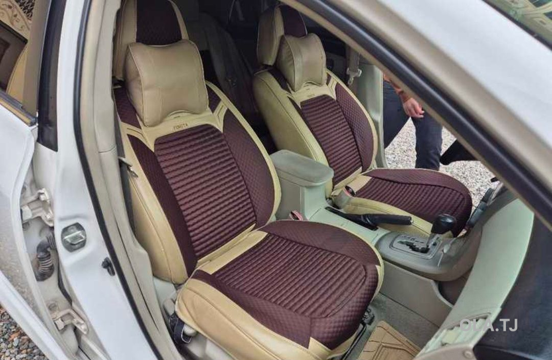 Toyota Corolla,  2013