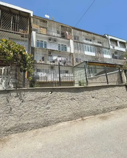 3 комнатная квартира, 1 этаж, 120 м²