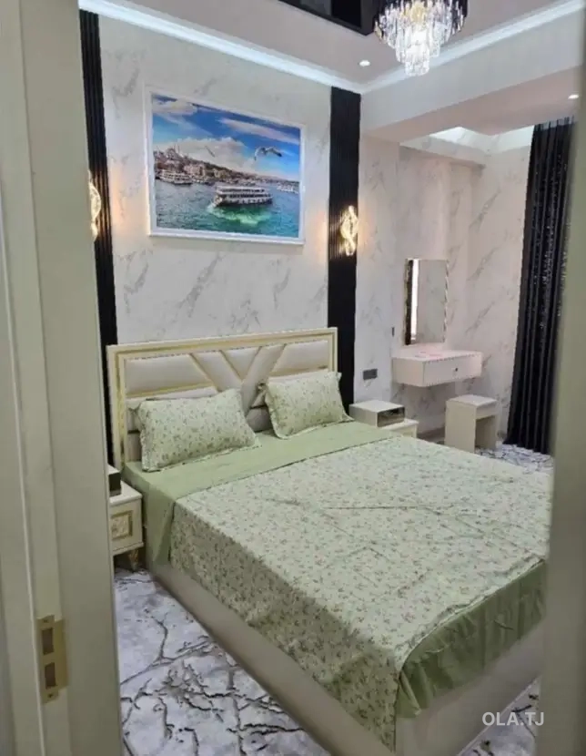 3 комнатная квартира, 8 этаж, 77 м²