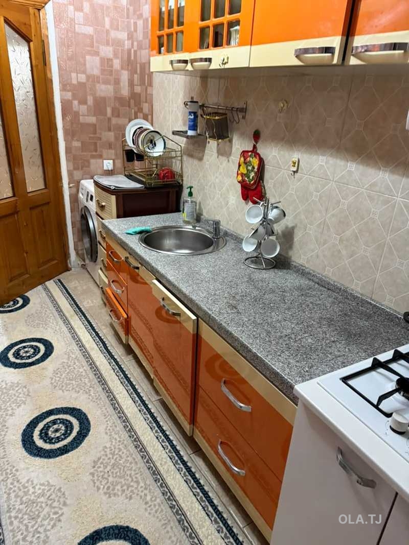 3 комнатная квартира, 2 этаж, 75 м²