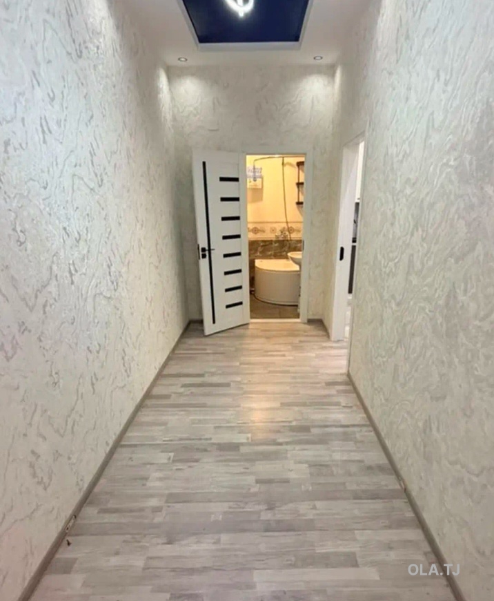 1 комнатная квартира, Цокольный этаж, 40 м²