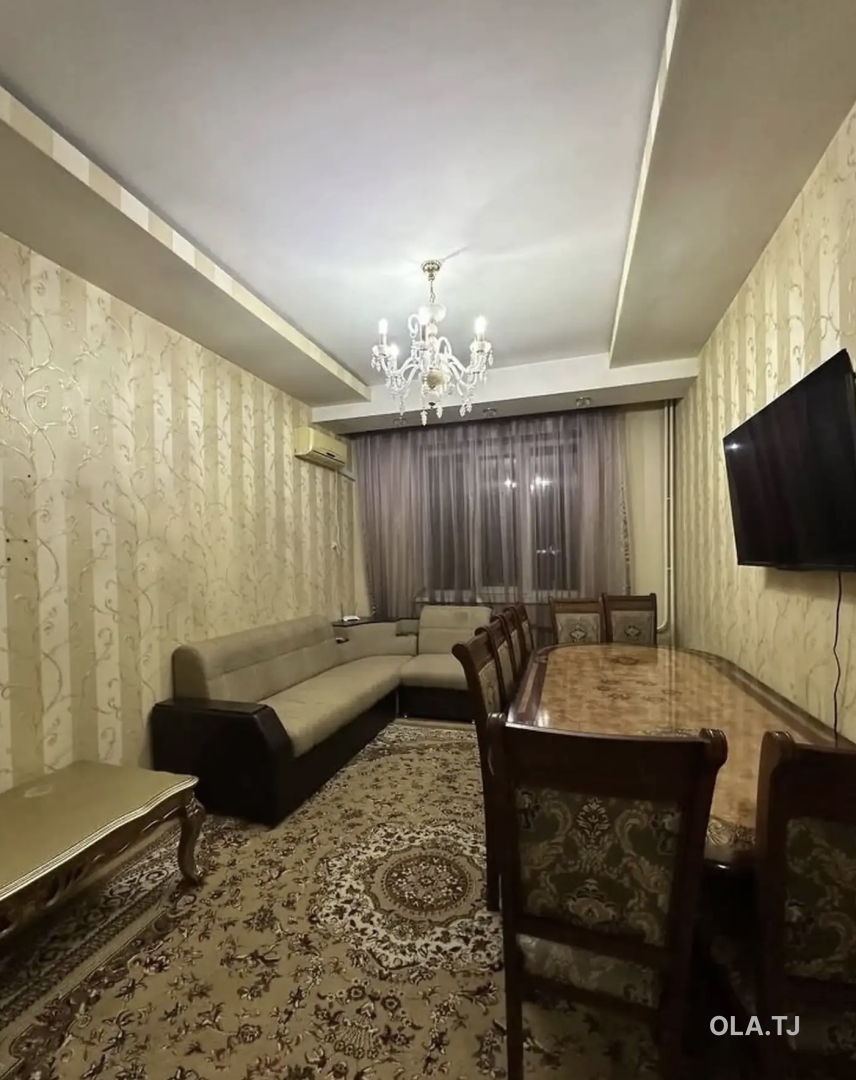 3 комнатная квартира, 6 этаж, 106 м²