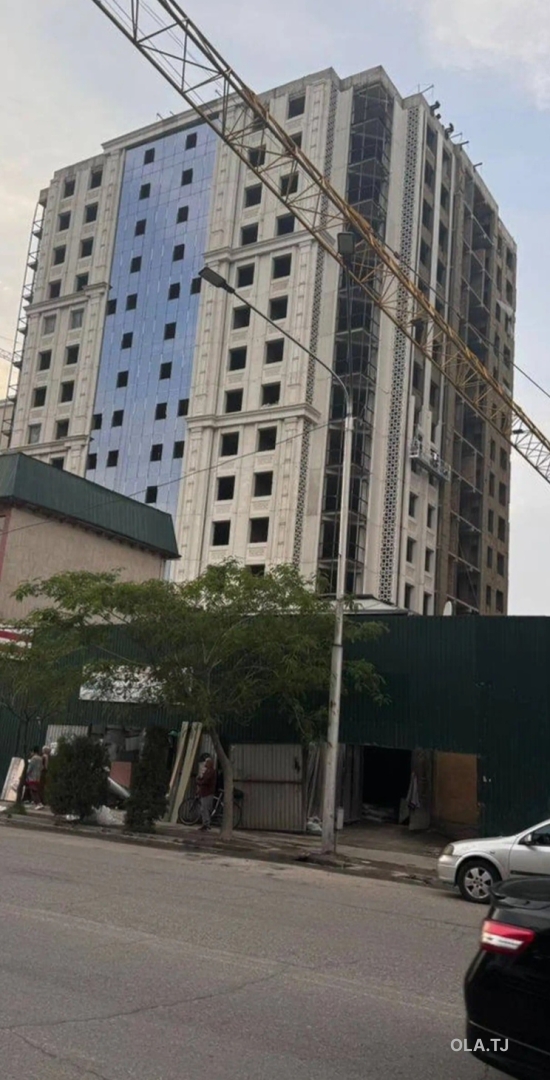 4 комнатная квартира, 10, 112 м²