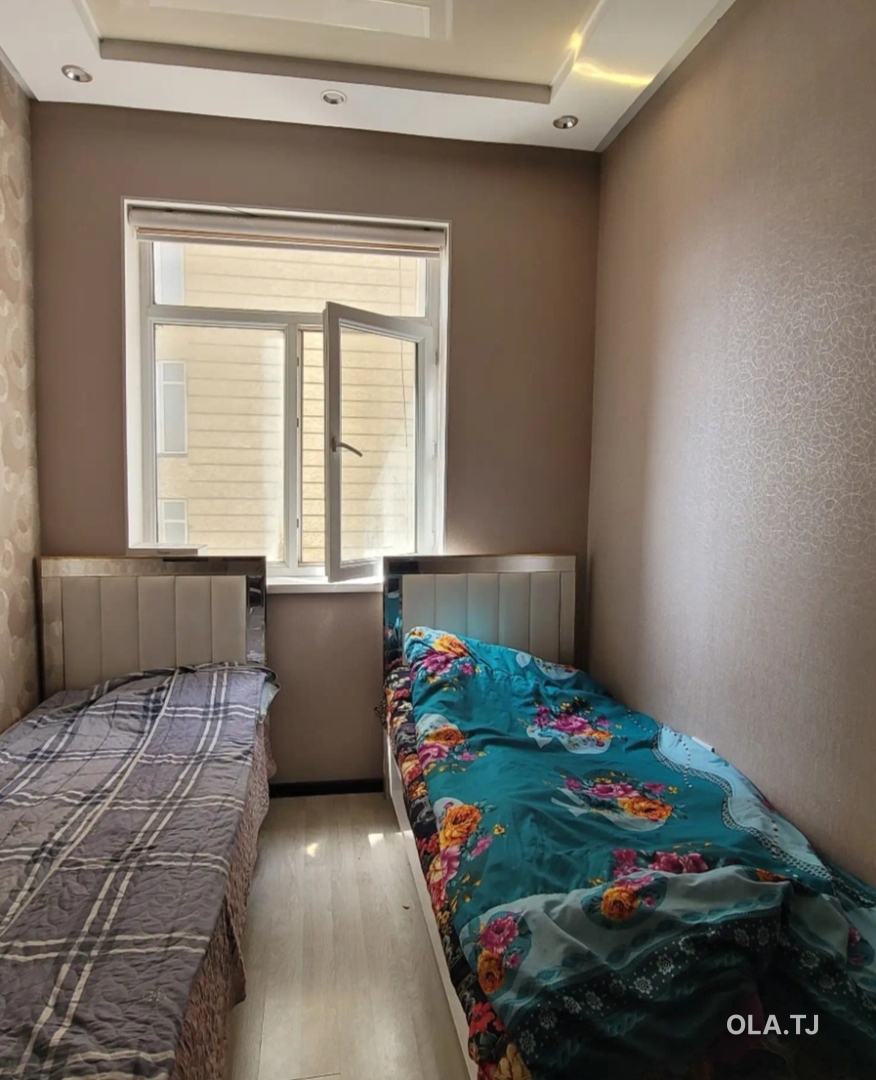 Комната в 3 комнатной квартире, 3/,