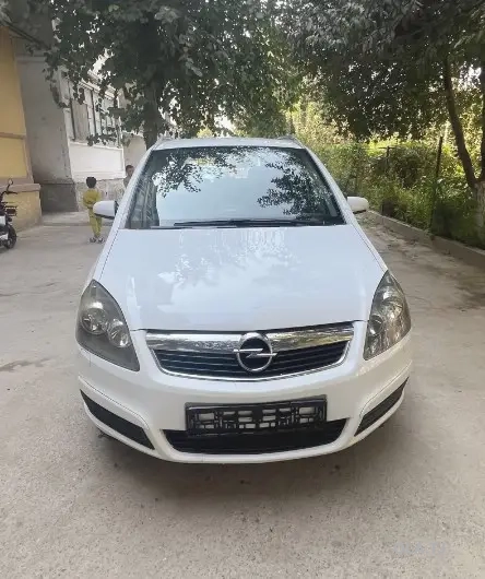Opel Zafira,  2006