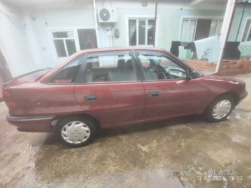 Opel Astra F,  1993
