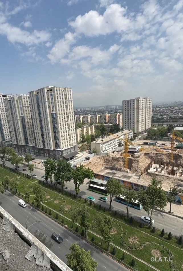3 комнатная квартира, 13 этаж, 88 м²