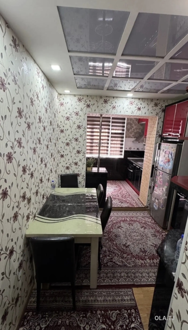 3 комнатная квартира, 3 этаж, 85 м²