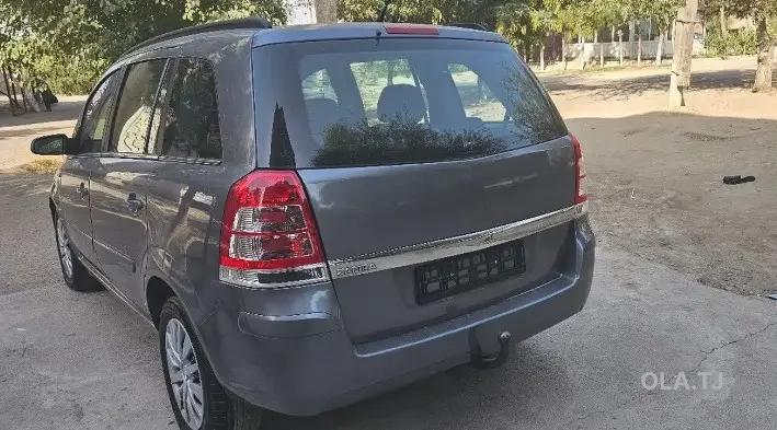 Opel Zafira,  2006