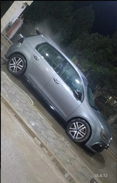 Volkswagen Golf,  2011