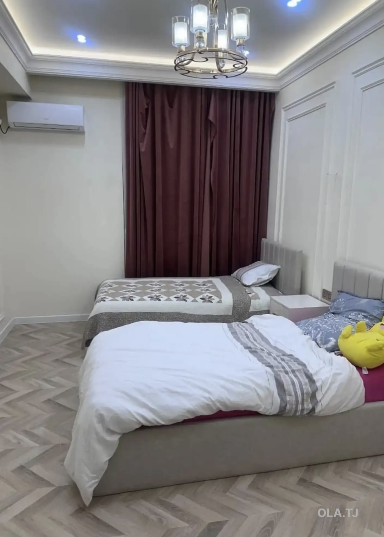 3 комнатная квартира, 8 этаж, 122 м²