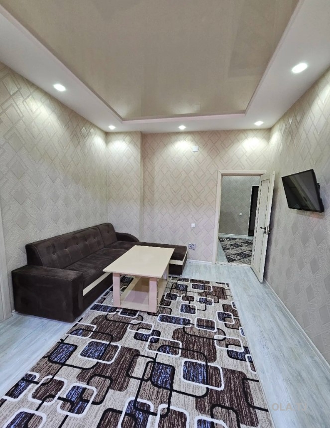 3 комнатная квартира, 8 этаж, 70 м²