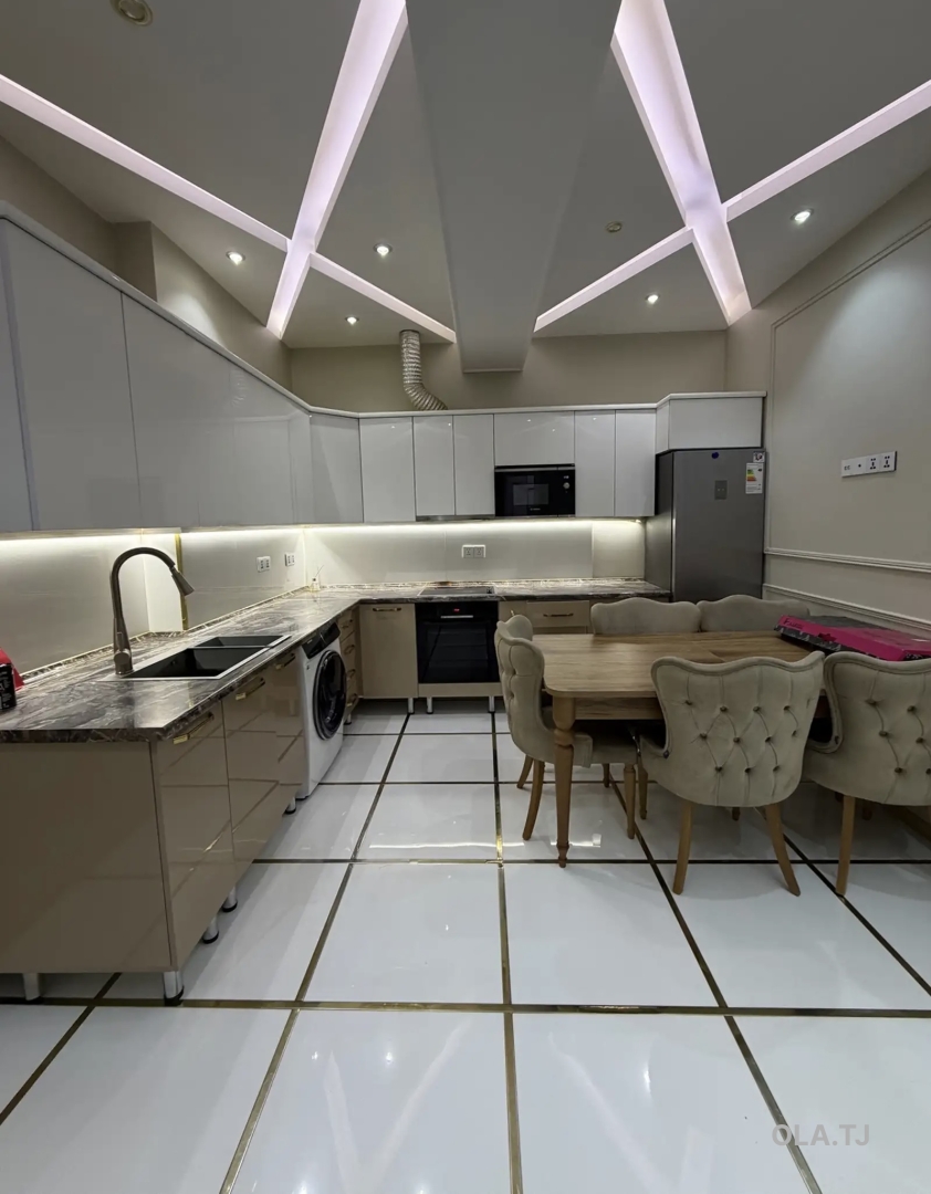 2 комнатная квартира, 13 этаж, 93 м²
