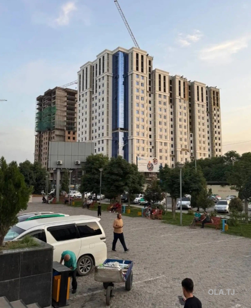 6 комнатная квартира, 13 этаж, 247 м²