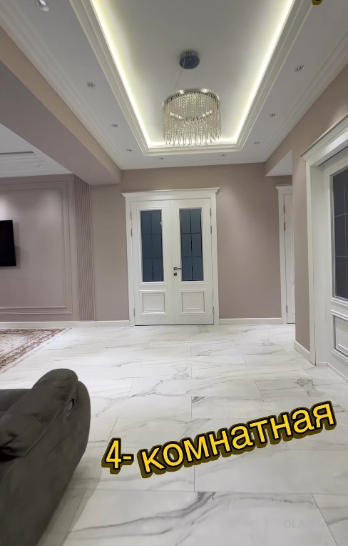 4 комнатная квартира, 8, 132 м²