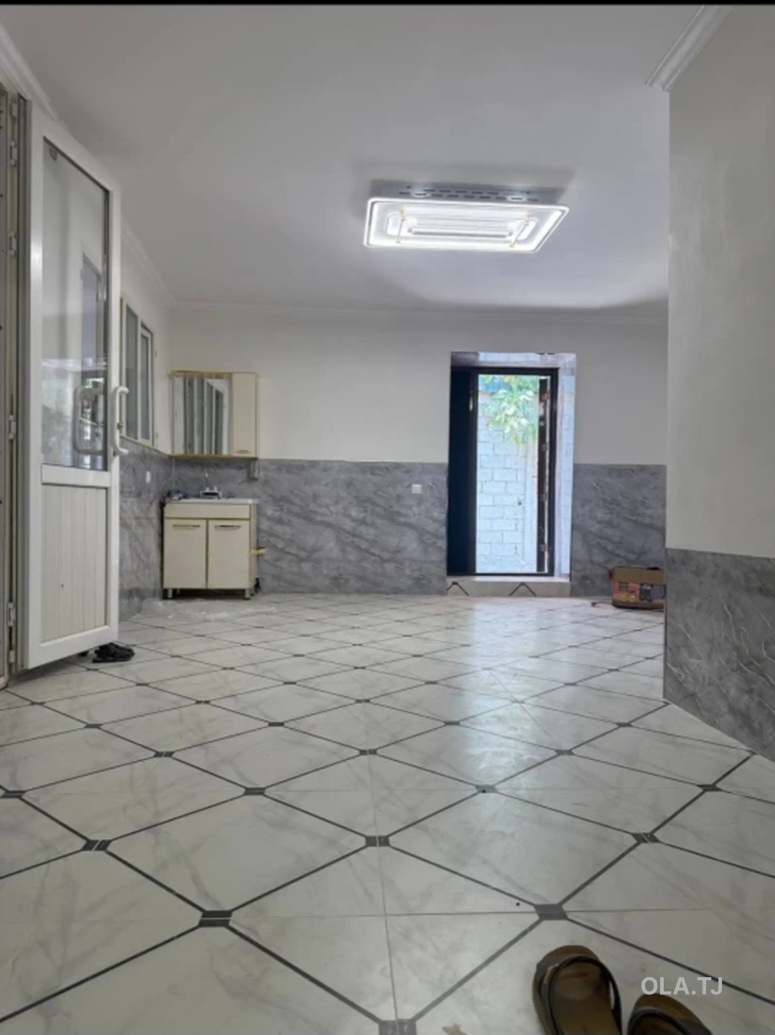 Комната в 3 комнатной квартире, 1/,