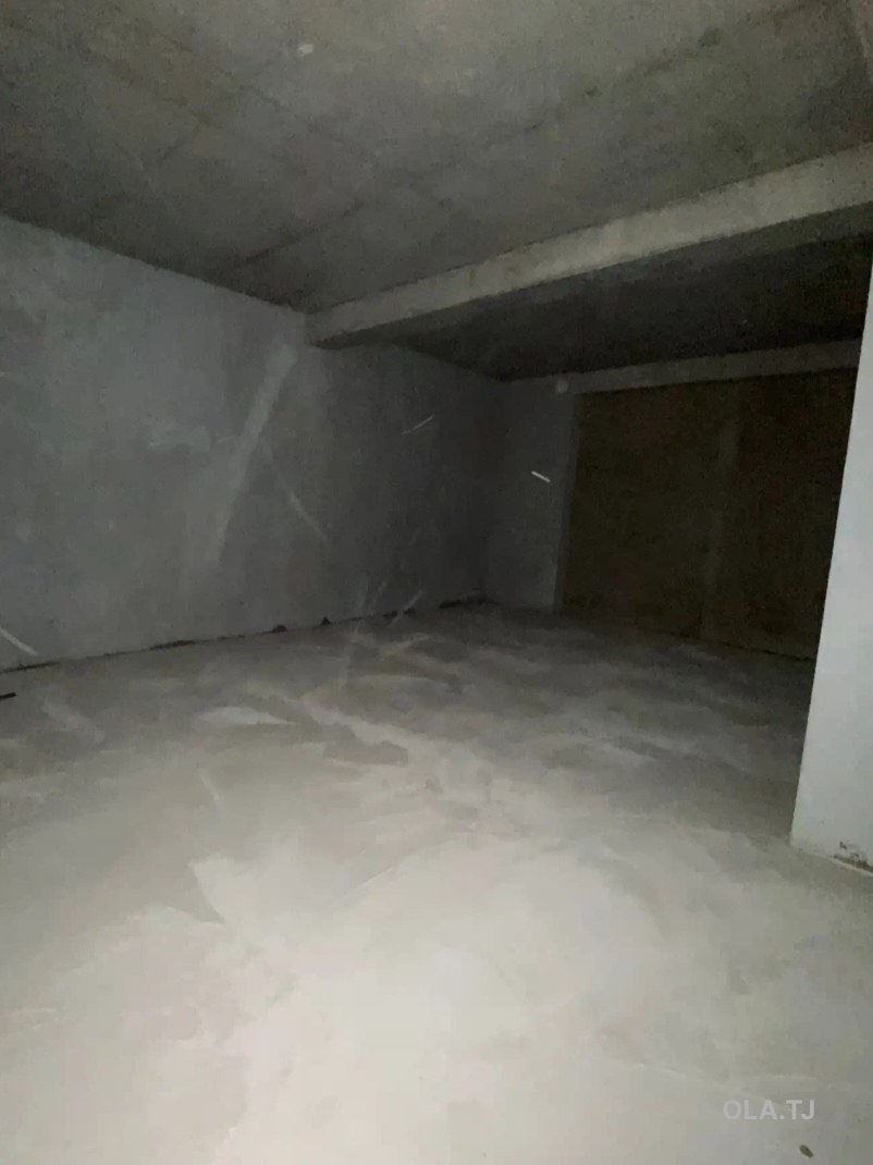 Помещение под магазин / салон, 228м², Пеши Роддоми 2, Ру ба руи мактаби 20