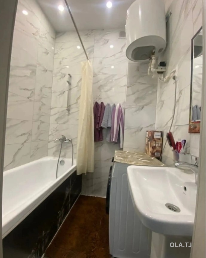 3 комнатная квартира, 5 этаж, 72 м²