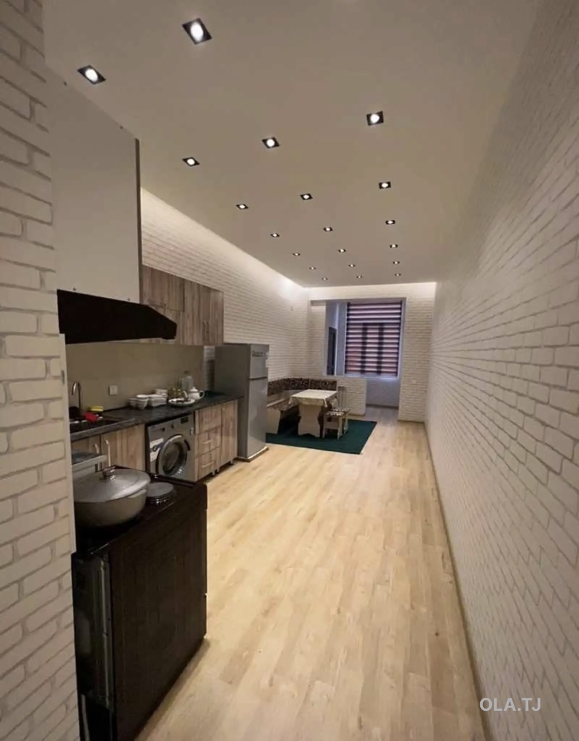 3 комнатная квартира, 3 этаж, 120 м²
