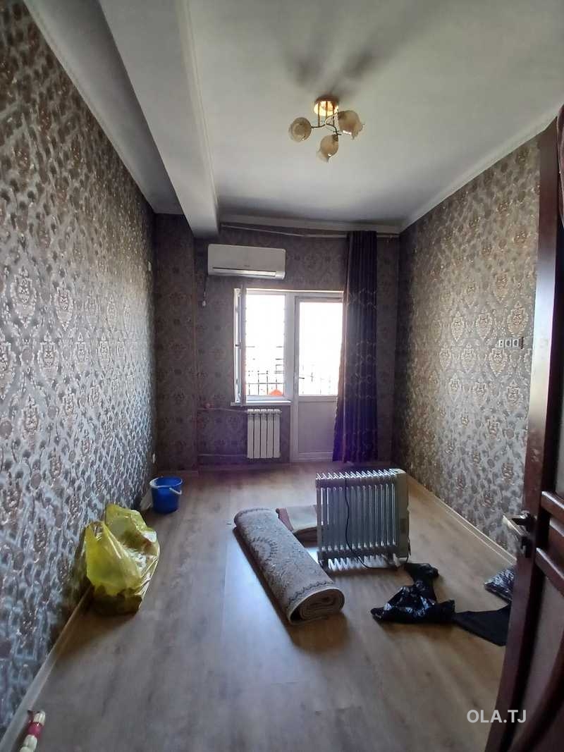 3 комнатная квартира, 14 этаж, 70 м²