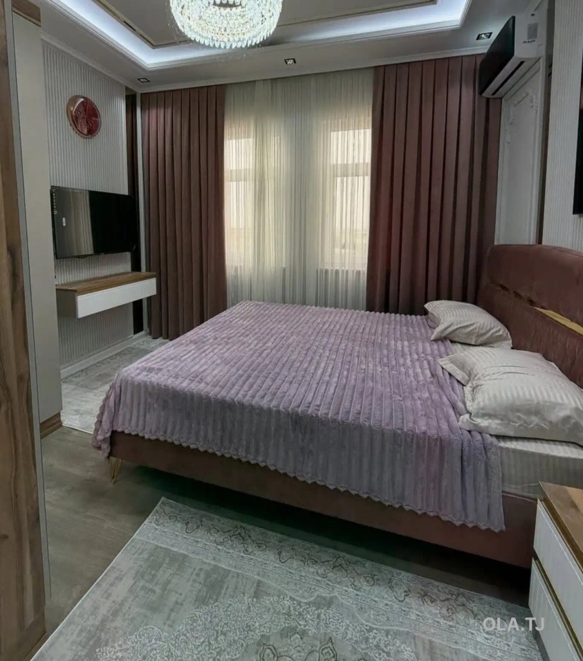 2 комнатная квартира, 4 этаж, 77 м²