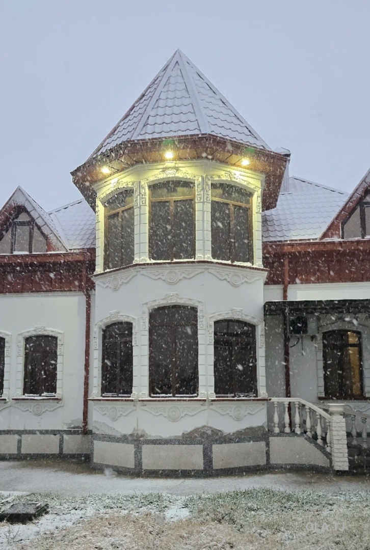 Дом (хавли), 10 комнат,