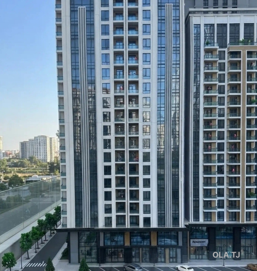 3 комнатная квартира, 3 этаж, 108 м²