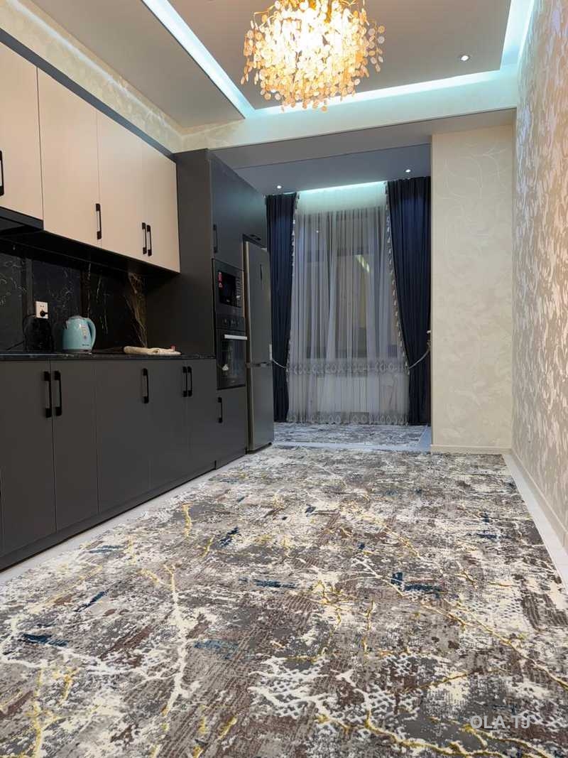 2 комнатная квартира, 10 этаж, 100 м²