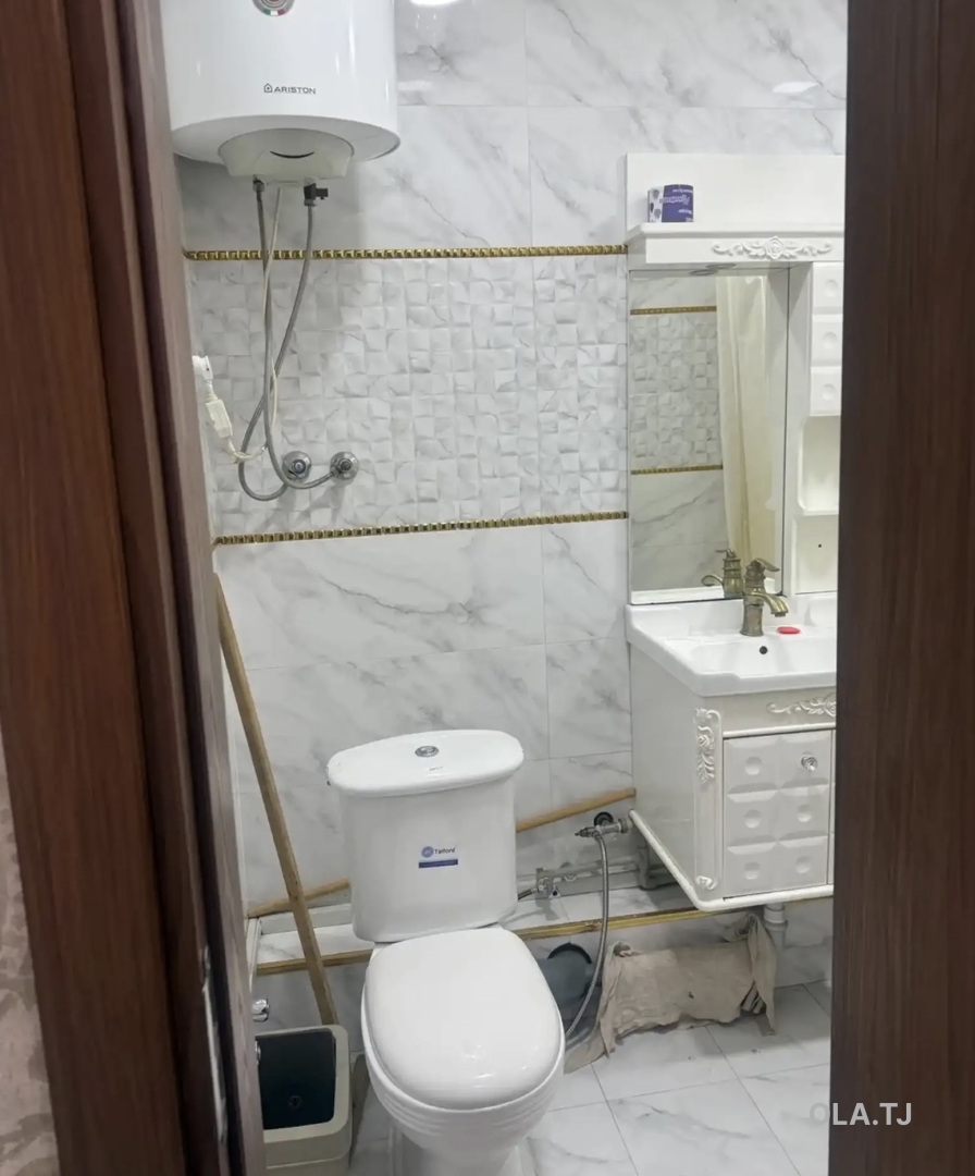 3 комнатная квартира, 10 этаж, 68 м²