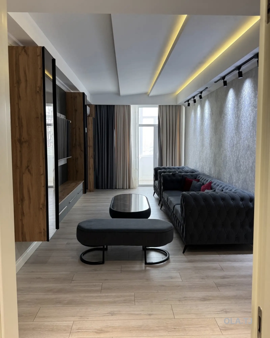 3 комнатная квартира, 13 этаж, 120 м²