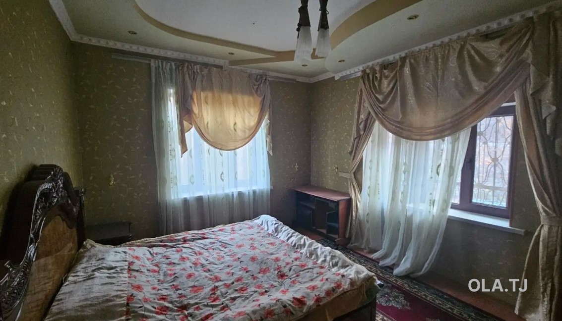 Дача, 5 комнат, 2 эт