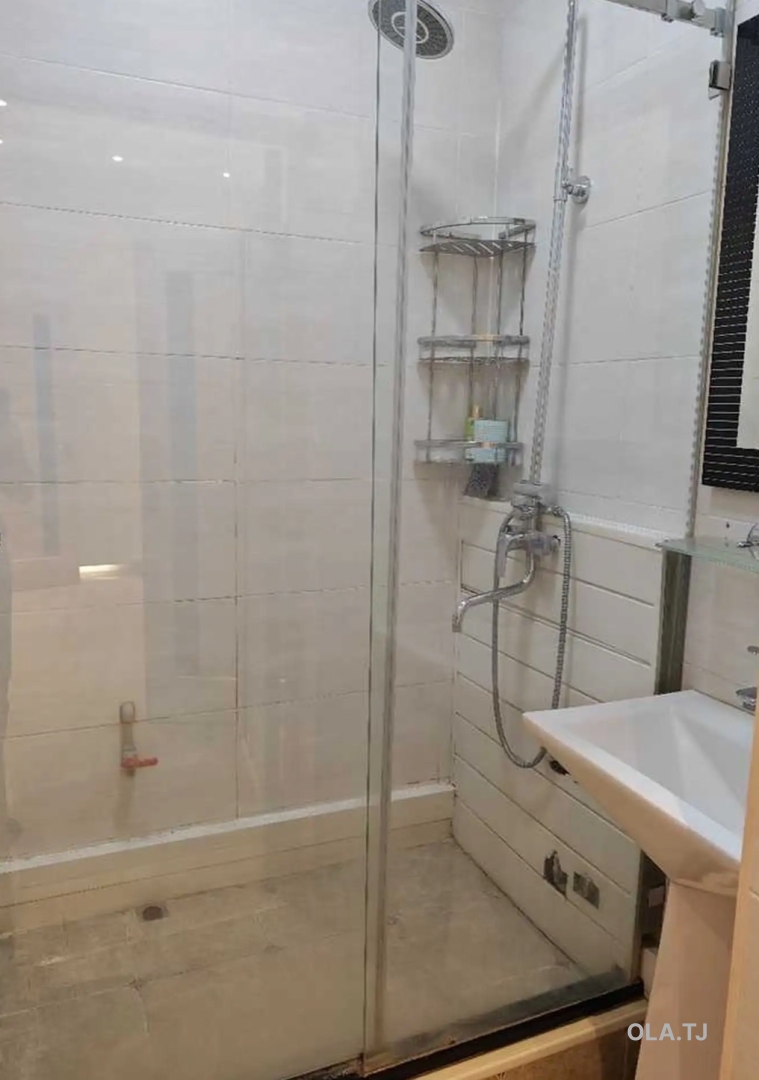 2 комнатная квартира, 13 этаж, 65 м²