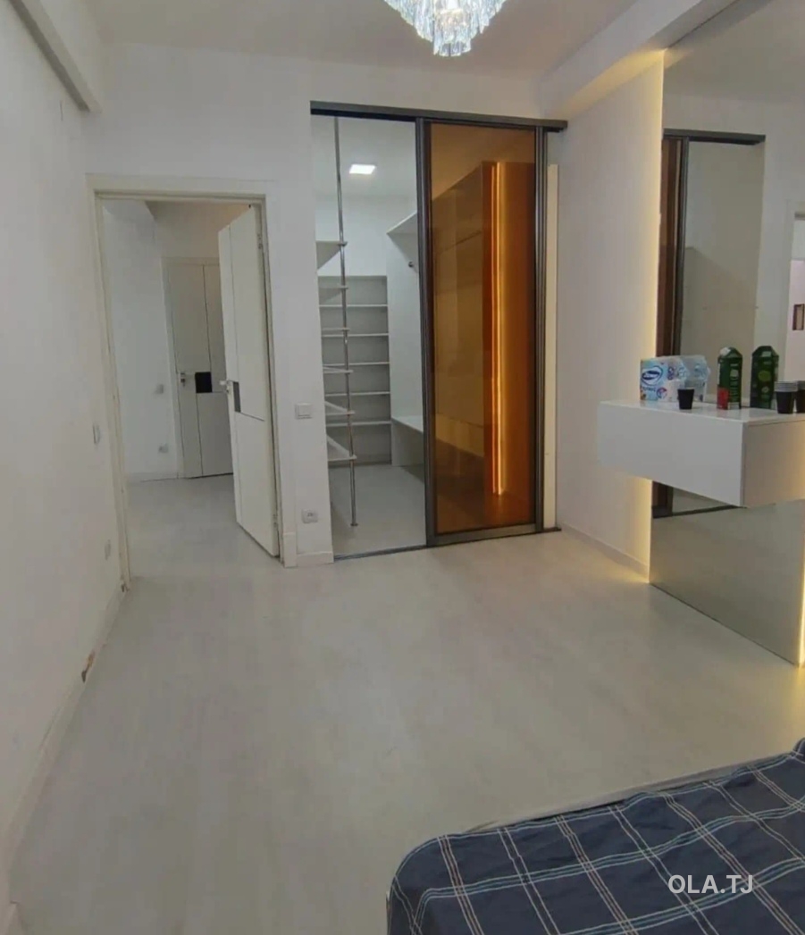 6 комнатная квартира, 16 этаж, 193 м²
