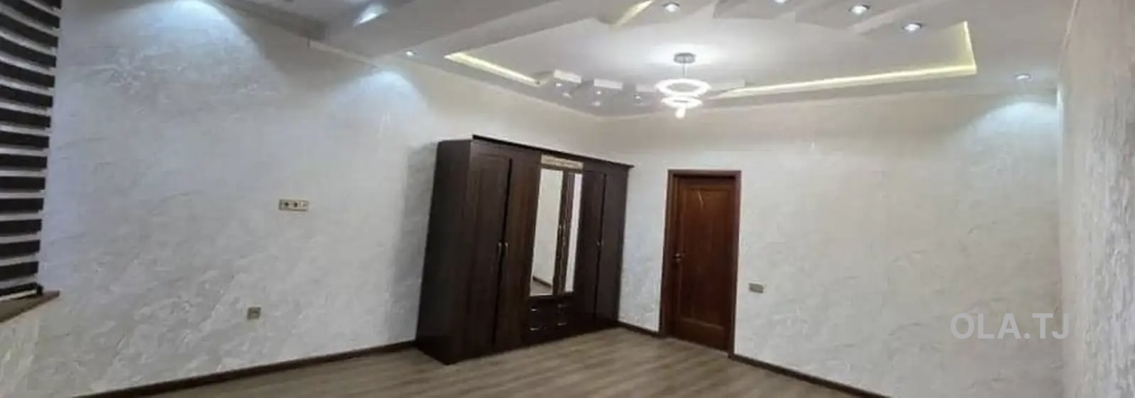3 комнатная квартира, 2 этаж, 140 м²