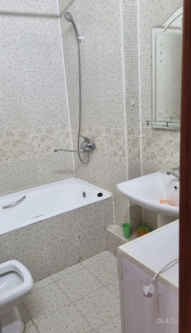 3 комнатная квартира, 9 этаж, 115 м²