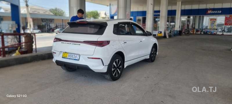 BYD E2,