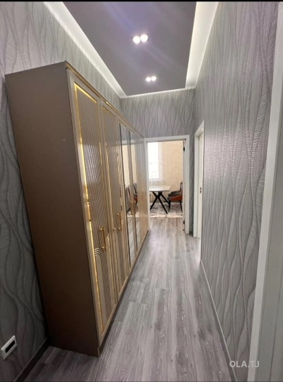 2 комнатная квартира, 8 этаж, 65 м²