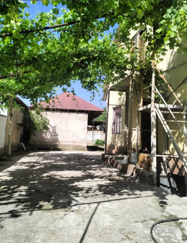Дом (хавли), 5 комнат, 2 эт