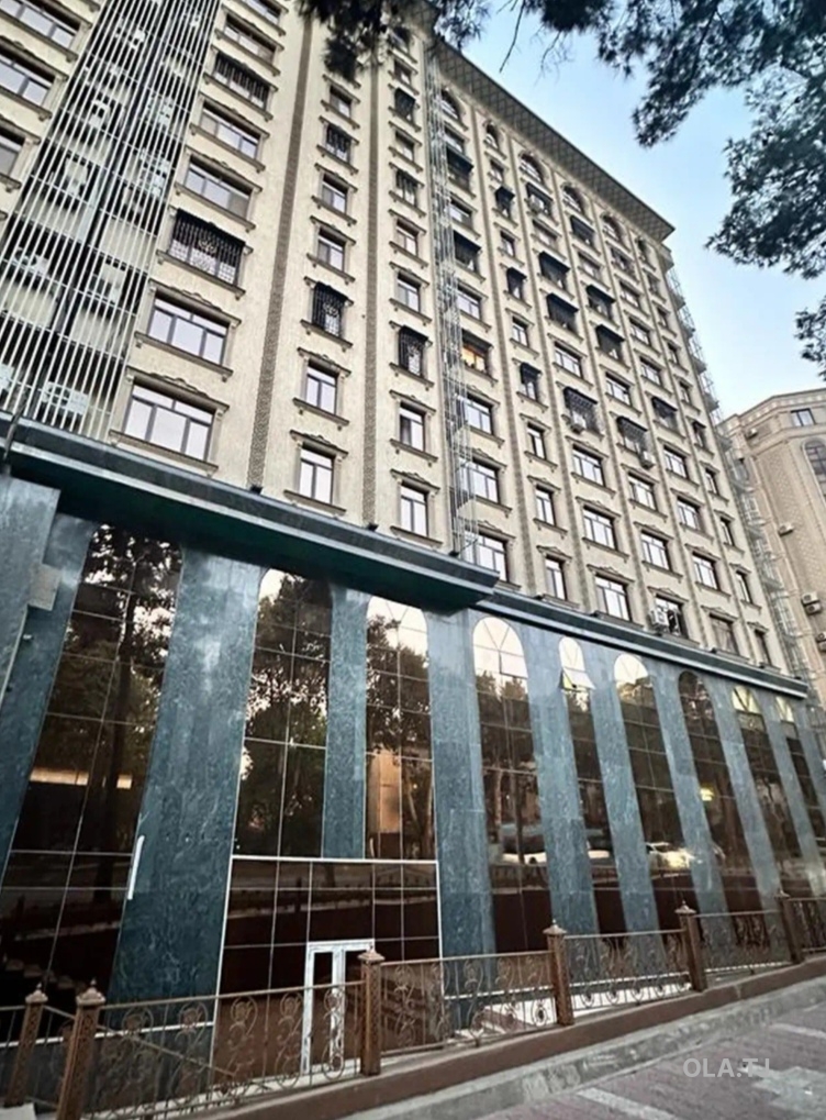 Помещение под свободное назначение, 625м², Сомони, воданасос